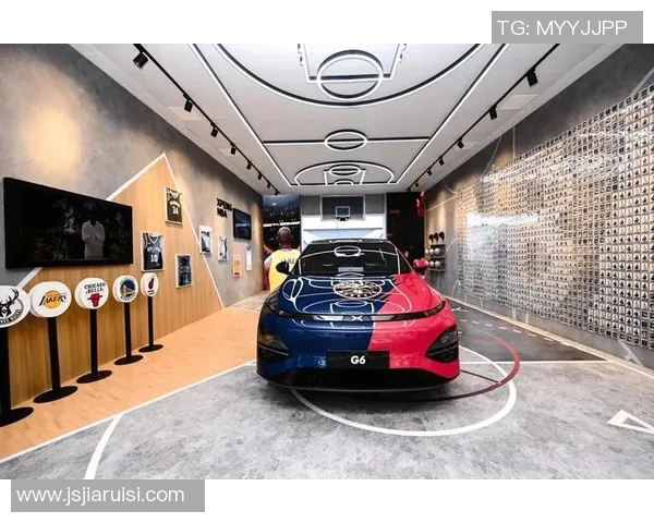 足球球星主题车膜创意设计让爱车焕发独特运动魅力